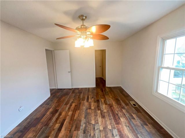 2202 Huntington Road F1, Burlington, NC 27215