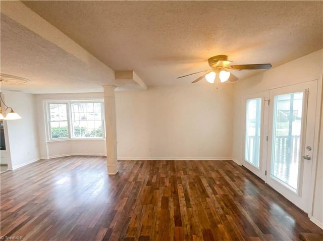 2202 Huntington Road F1, Burlington, NC 27215