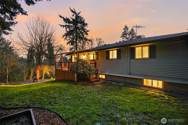 630 Hillcrest Avenue, Kent, WA 98030