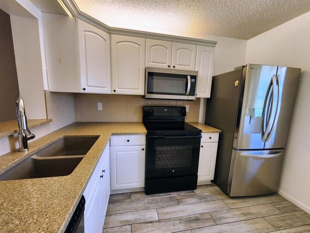 3171 SE Aster Lane 1107, Stuart, FL 34994