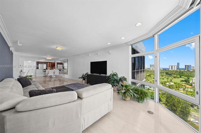 20100 W Country Club Drive PH09, Aventura, FL 33180