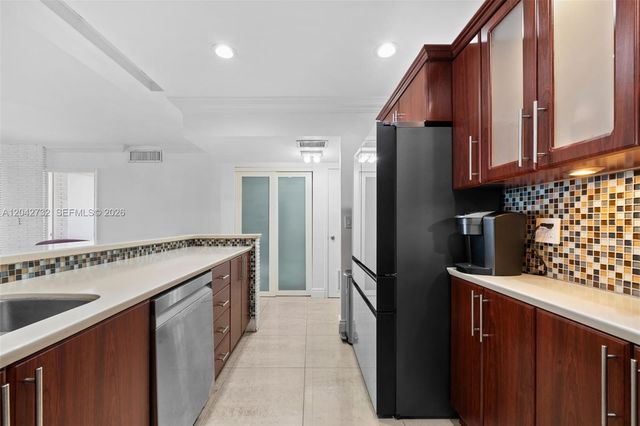 20100 W Country Club Drive PH09, Aventura, FL 33180