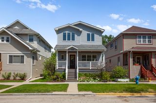 1022 Lathrop Avenue, Forest Park, IL 60130