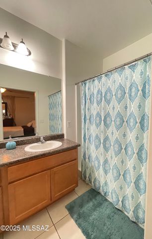 6385 E Boldin Drive, Tucson, AZ 85756