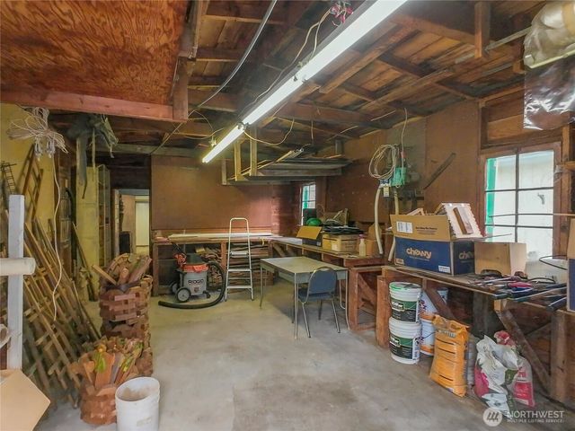 8275 State Route 20, Port Townsend, WA 98368