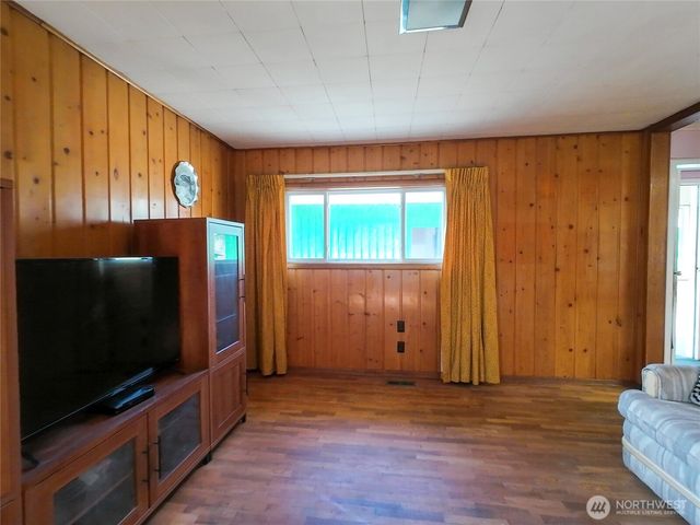 8275 State Route 20, Port Townsend, WA 98368