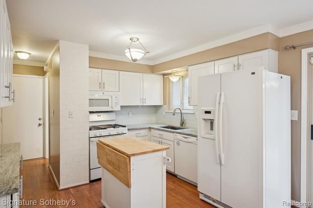 4254 Halkirk Drive, Waterford, MI 48329