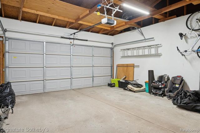 4254 Halkirk Drive, Waterford, MI 48329