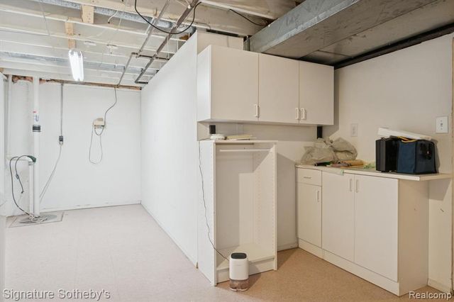 4254 Halkirk Drive, Waterford, MI 48329