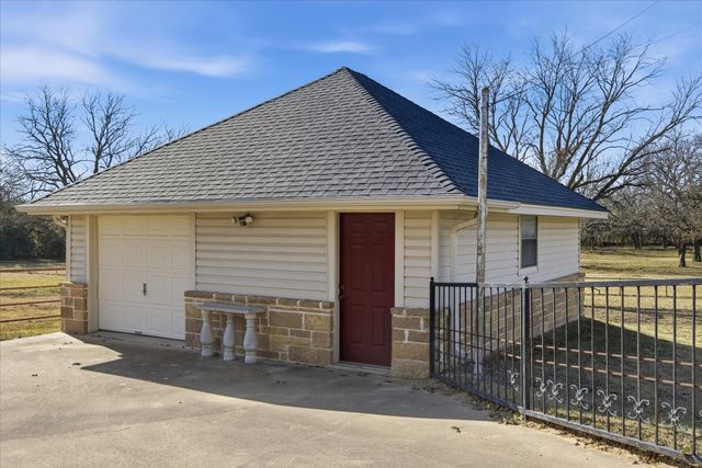 2866 S State Highway 108, Stephenville, TX 76401