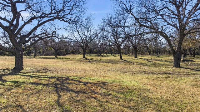 2866 S State Highway 108, Stephenville, TX 76401