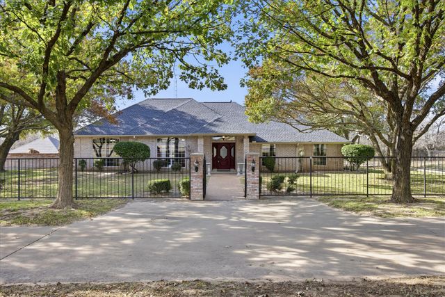 2866 S State Highway 108, Stephenville, TX 76401