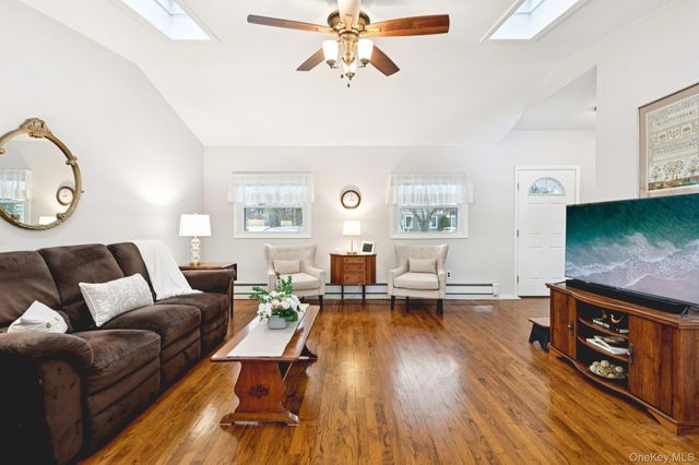 17 Ellington Drive, East Northport, NY 11731