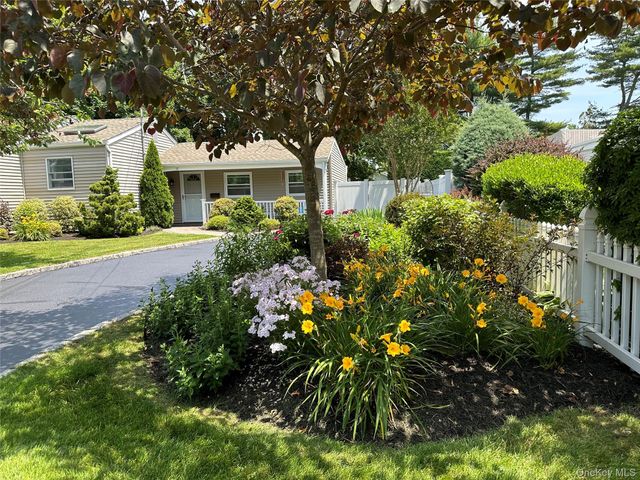 17 Ellington Drive, East Northport, NY 11731