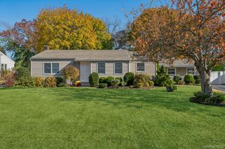 17 Ellington Drive, East Northport, NY 11731