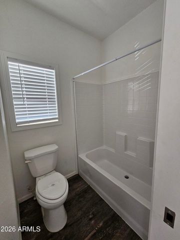 8421 E Apache Trail 18, Mesa, AZ 85207
