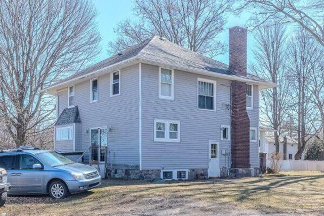 832 W Front Street, Burr Oak, MI 49030