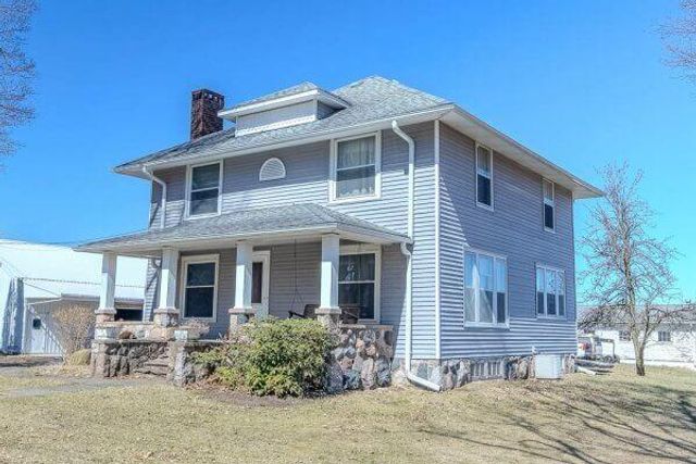 832 W Front Street, Burr Oak, MI 49030