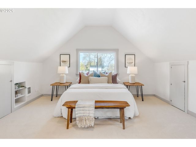 2212 KAUFFMAN Ave, Vancouver, WA 98660