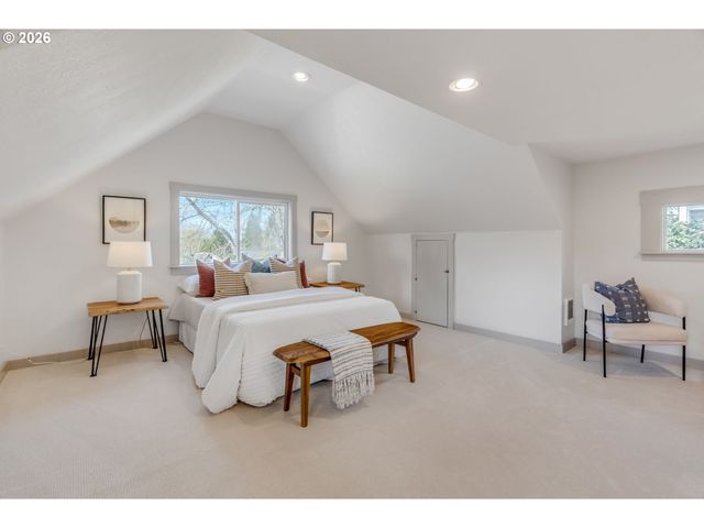 2212 KAUFFMAN Ave, Vancouver, WA 98660