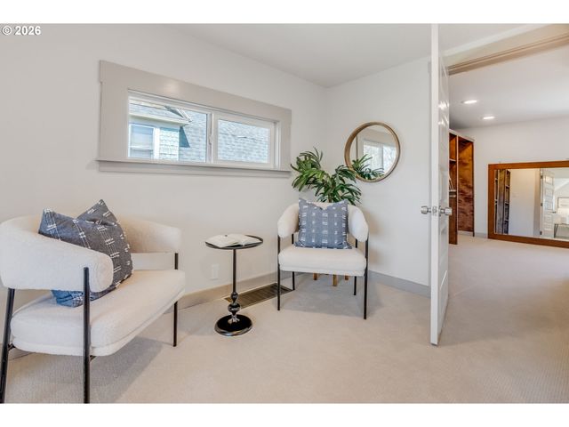 2212 KAUFFMAN Ave, Vancouver, WA 98660