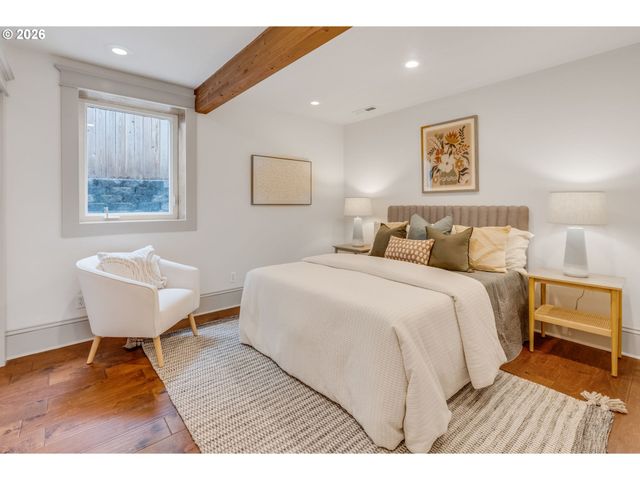 2212 KAUFFMAN Ave, Vancouver, WA 98660