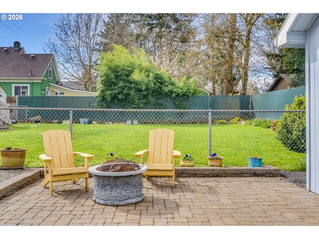 2212 KAUFFMAN Ave, Vancouver, WA 98660