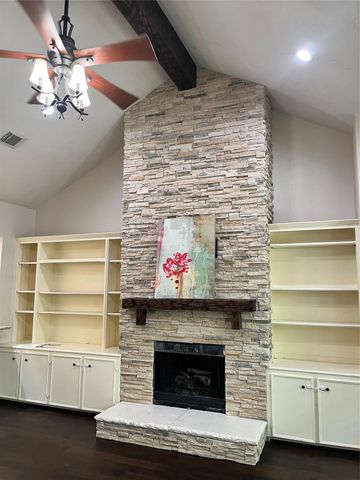 178 Brooksedge Court, The Woodlands, TX 77382
