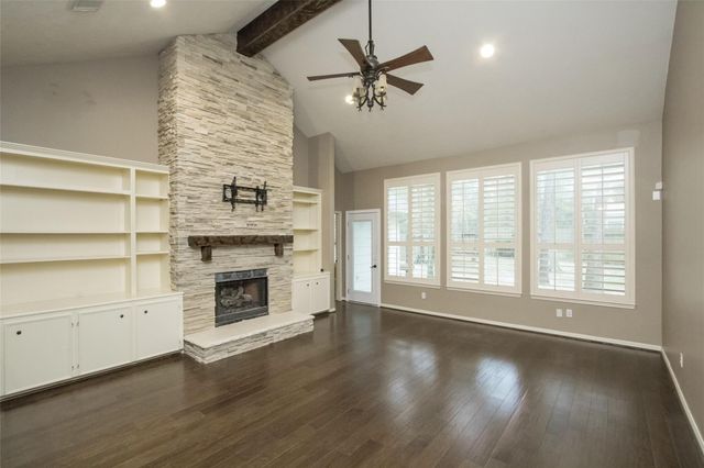 178 Brooksedge Court, The Woodlands, TX 77382