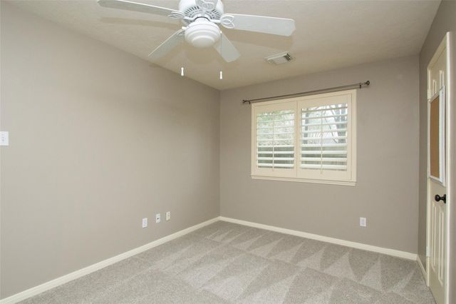 178 Brooksedge Court, The Woodlands, TX 77382