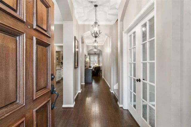 178 Brooksedge Court, The Woodlands, TX 77382