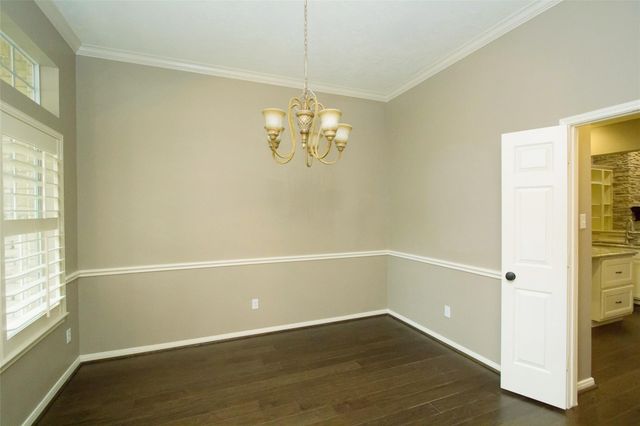 178 Brooksedge Court, The Woodlands, TX 77382