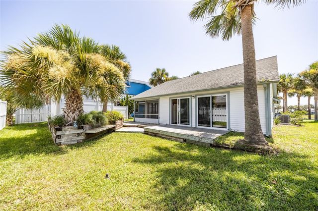 50 NANTUCKET DRIVE, Palm Coast, FL 32137