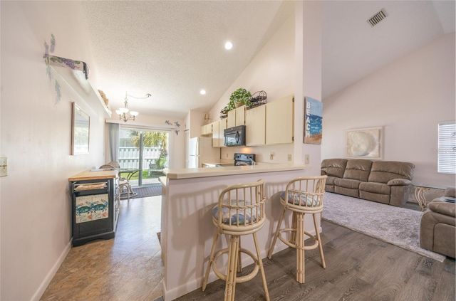 50 NANTUCKET DRIVE, Palm Coast, FL 32137