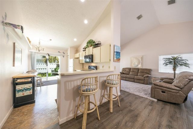 50 NANTUCKET DRIVE, Palm Coast, FL 32137