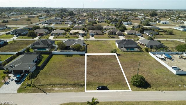 2502 NW 1st ST, Cape Coral, FL 33993