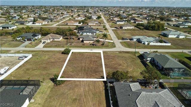 2502 NW 1st ST, Cape Coral, FL 33993