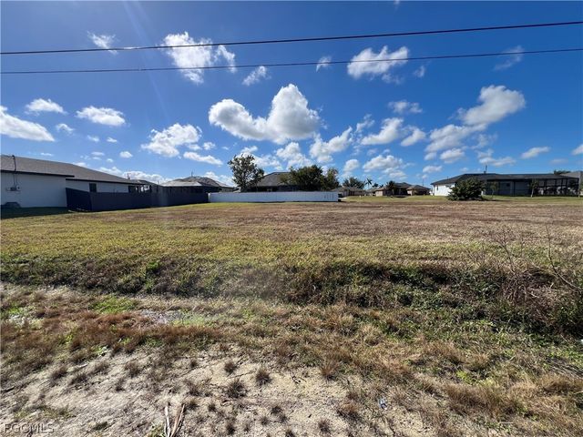 2502 NW 1st ST, Cape Coral, FL 33993