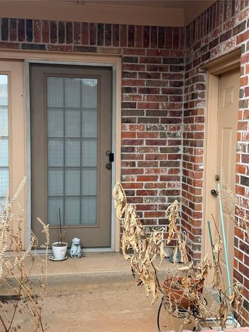 4625 NW 25th Place 4625, Oklahoma City, OK 73127