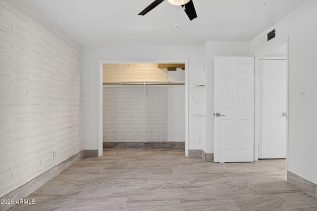 2925 N 38TH Street, Phoenix, AZ 85018