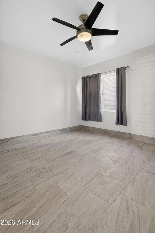 Image 20 of property listing at 2925 N 38TH Street, Phoenix, AZ 85018