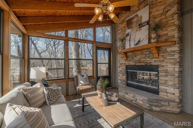 2442 Linden Point Drive, Innsbrook, MO 63390