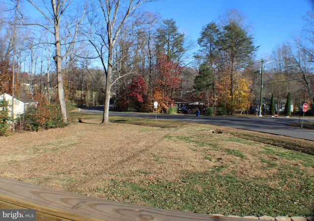 107 BOUNDARY DR, Stafford, VA 22556