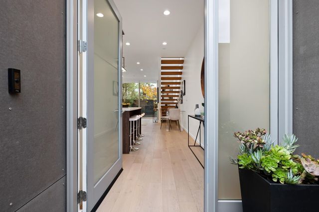 1034 Grayson Street, Berkeley, CA 94710