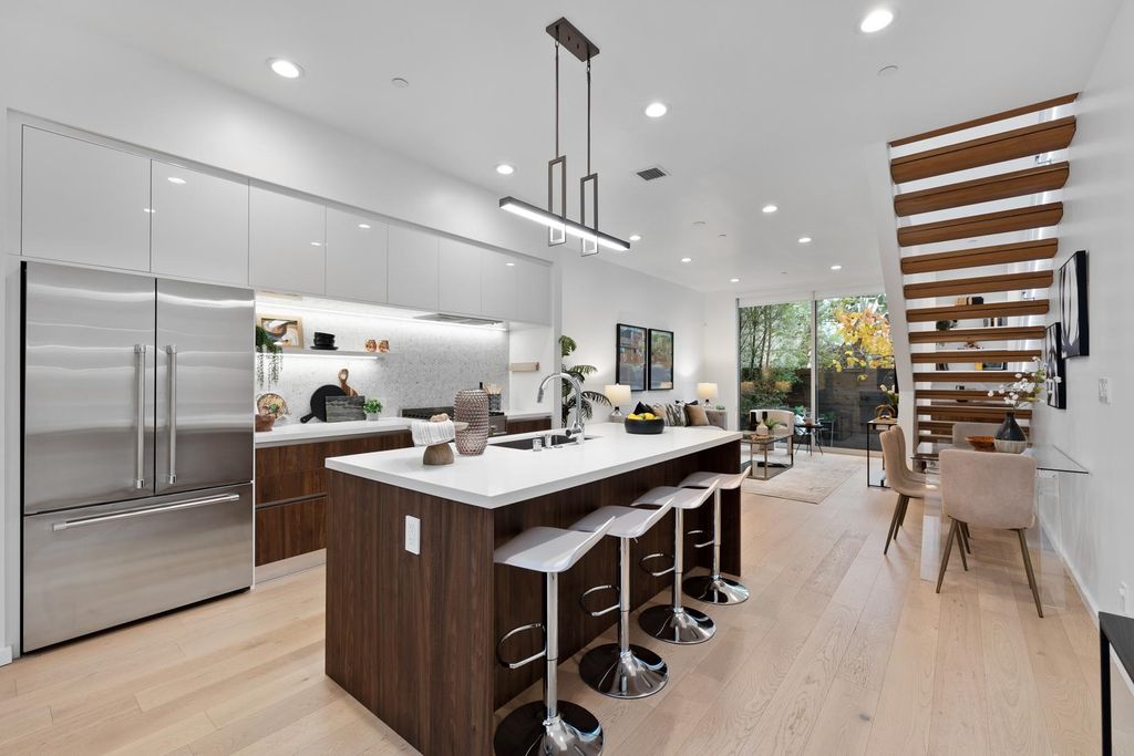 1034 Grayson Street, Berkeley, CA 94710