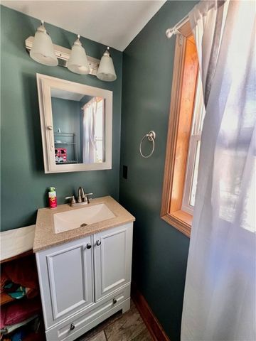 929 Mount Jackson Rd, North Beaver Twp, PA 16102