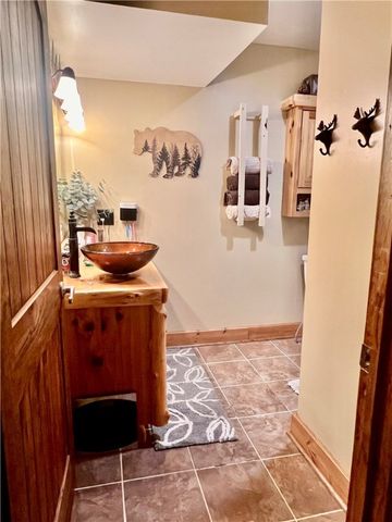 929 Mount Jackson Rd, North Beaver Twp, PA 16102