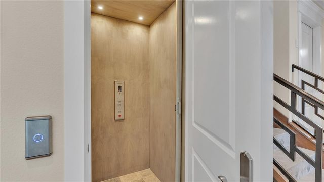 635 KEY ROYALE DRIVE, Holmes Beach, FL 34217