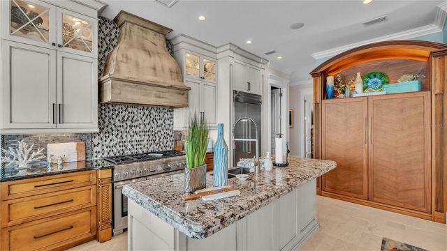 635 KEY ROYALE DRIVE, Holmes Beach, FL 34217