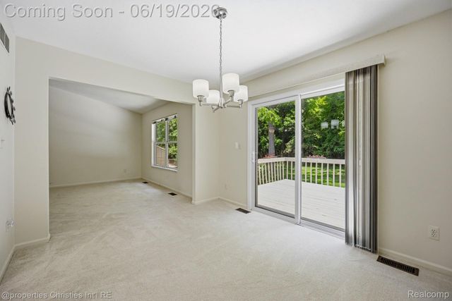 19714 Cardene Way 80, Northville Township, MI 48167